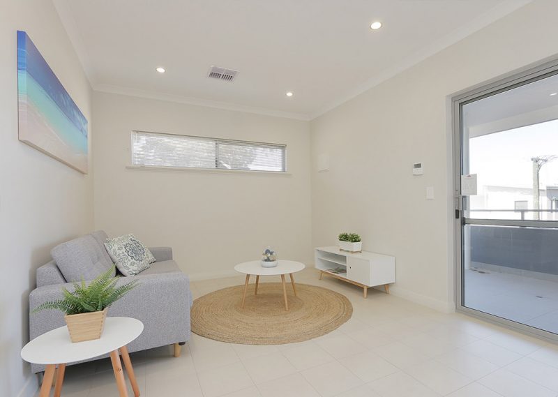 Cloverdale Apartment Complex Mesh Property